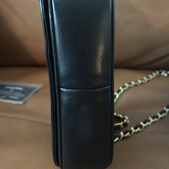 CHANEL Vintage Full Flap Small Chain Shoulder Bag Black CC w/Chanel Beauty Gift - Picture 12 of 17